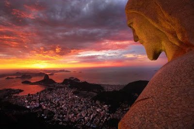 A ILHA DOS PORTAIS E A PEDRA DA GÁVEA